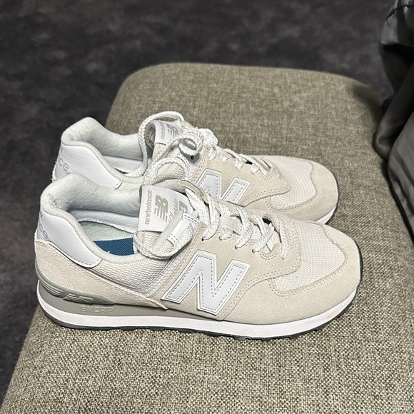 New Balance 574 Off-White Sneakers - Picture 2 of 3